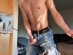 The new school boy likes to record videos of his beautiful naked body and also masturbates (xblue18)