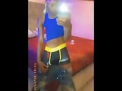 Young black dl playing with his big dick